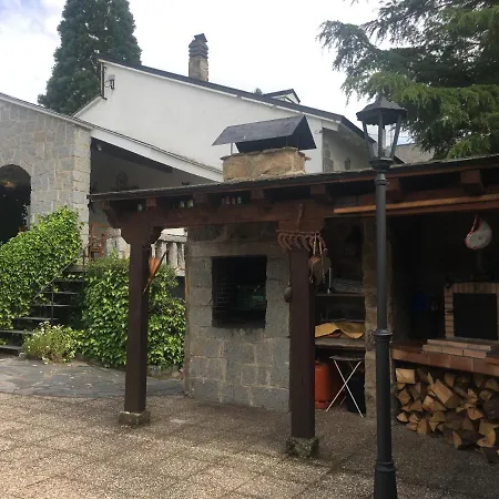 Aurelia - Con Jardin Y Piscina Entre Madrid Y Segovia